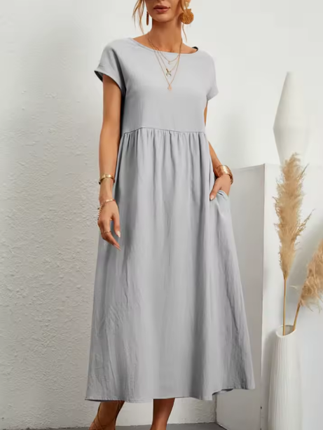 Flowy Midi Dress with Timeless Elegance