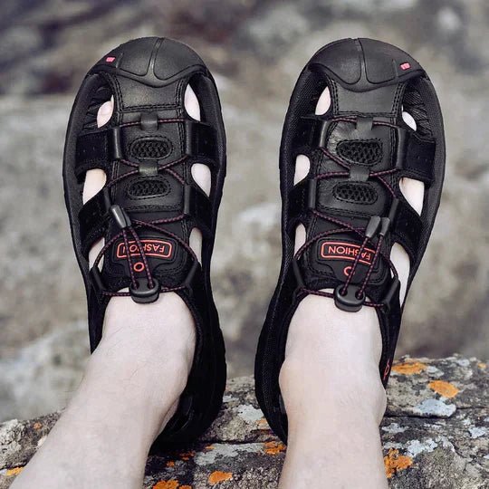 Men's Closed-Toe Hiking Sandals with Adjustable Fit