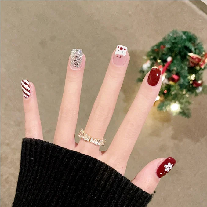 Unisex Red Christmas-Themed Nail Art Set with Festive Motifs