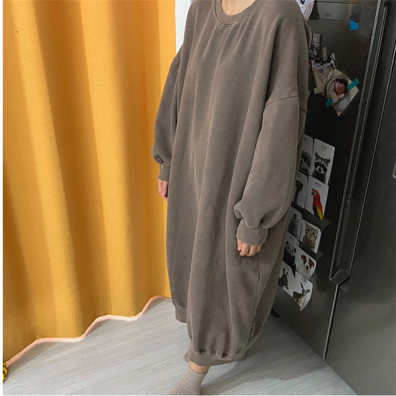 Women's Oversized Balloon Sweatshirt Dress with Raglan Sleeves and Curved Hem