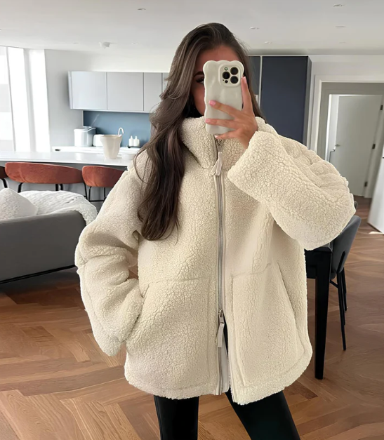 Image of Ann | Women's Teddy Zip-Up Coat