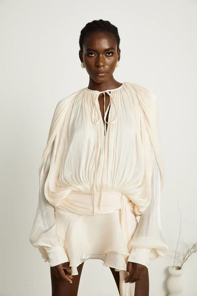 Balloon-Sleeve Dress with Defined Waist | Flowy Midi Dress for Elegant Occasions