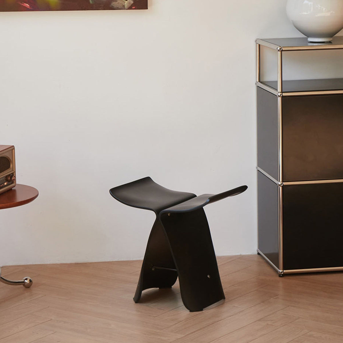 Butterfly Stool with Curved Seat – Sculptural Stool