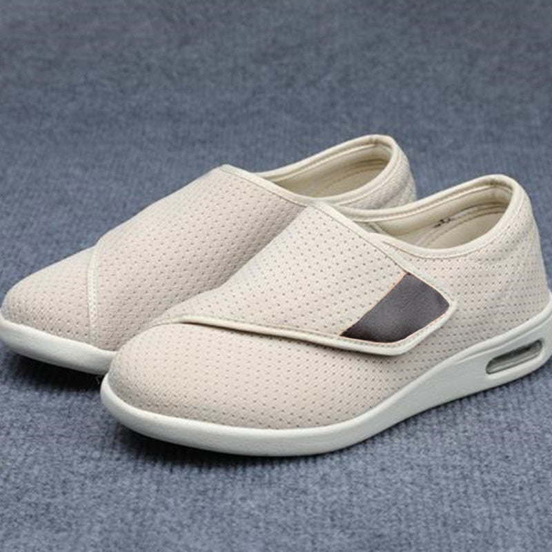 Comfortable Wide-Fit Diabetic Shoes