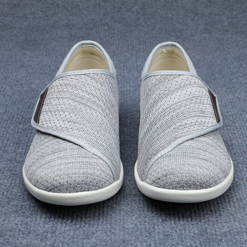 Comfortable Wide-Fit Diabetic Shoes