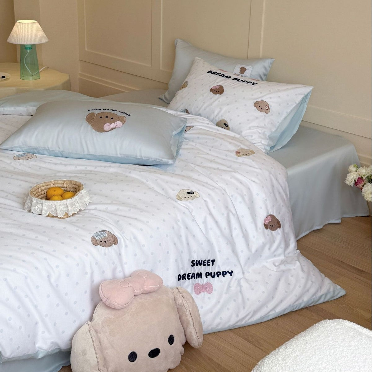 Cotton Sateen Bedding Set with Puppy Embroidery and Extra-Soft Finish