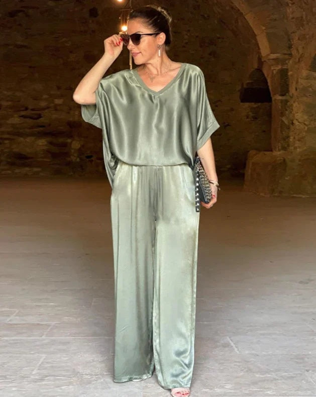 Elegant Women's Two-Piece Set (Top & Pants)