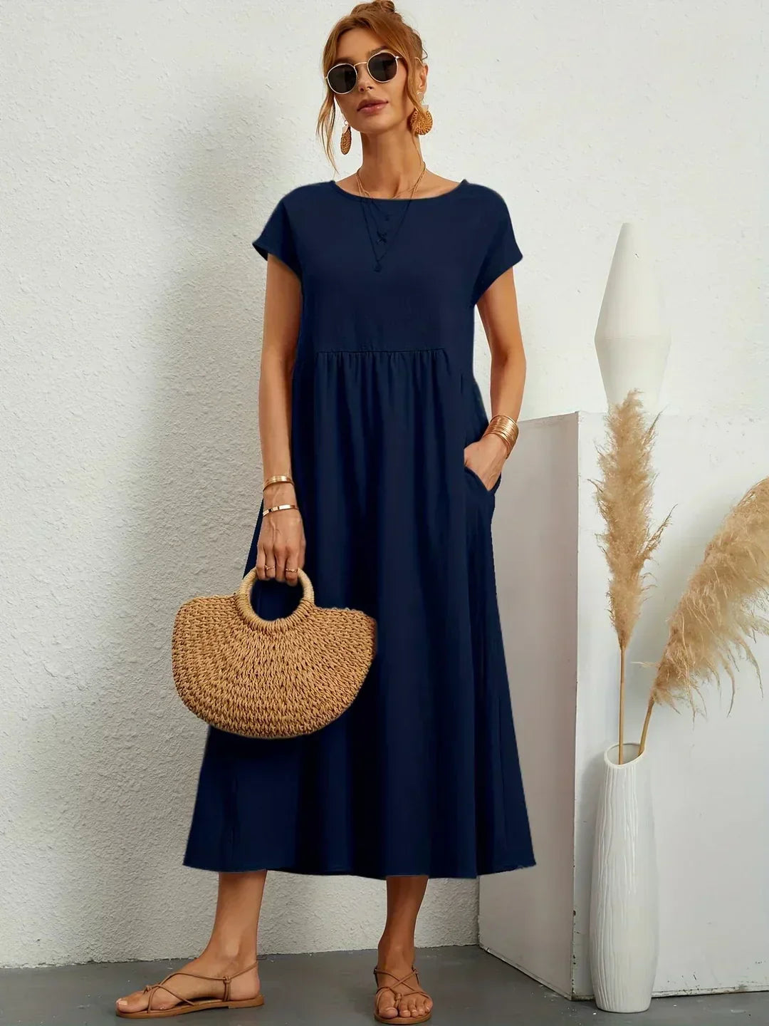 Flowy Midi Dress with Timeless Elegance