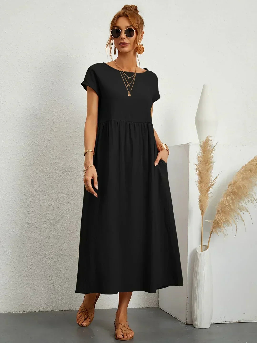 Flowy Midi Dress with Timeless Elegance
