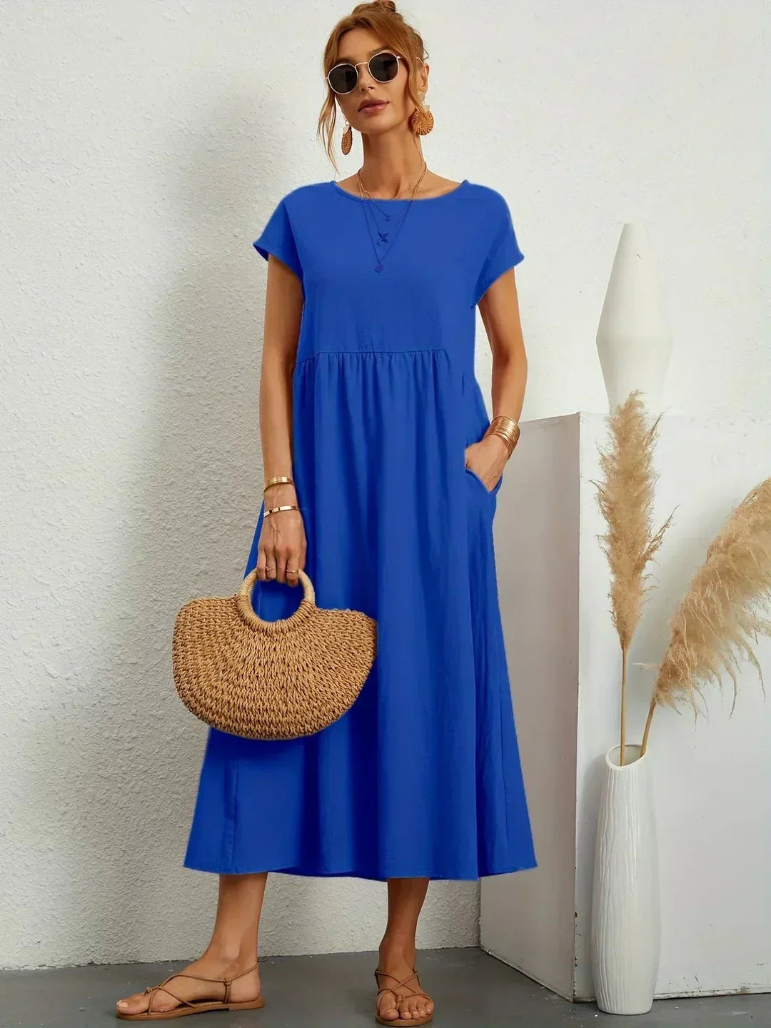 Flowy Midi Dress with Timeless Elegance