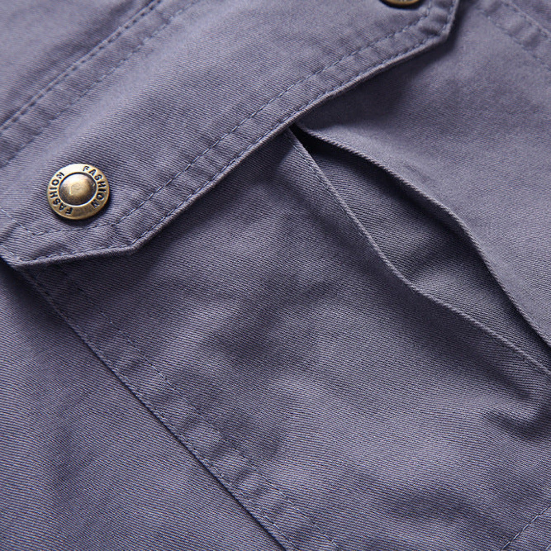 Image of Francis | Men's Cargo Knee-Length Shorts