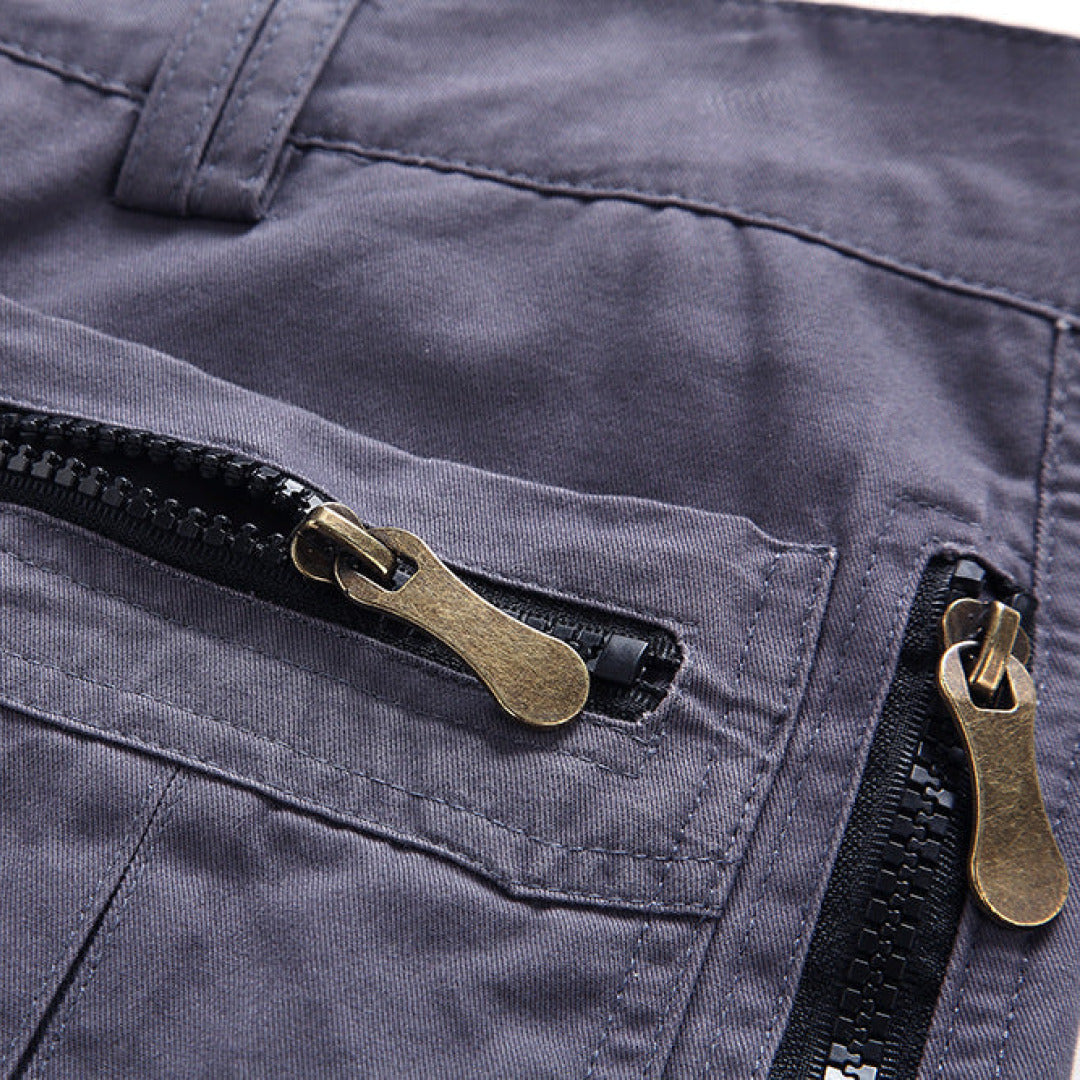 Image of Francis | Men's Cargo Knee-Length Shorts