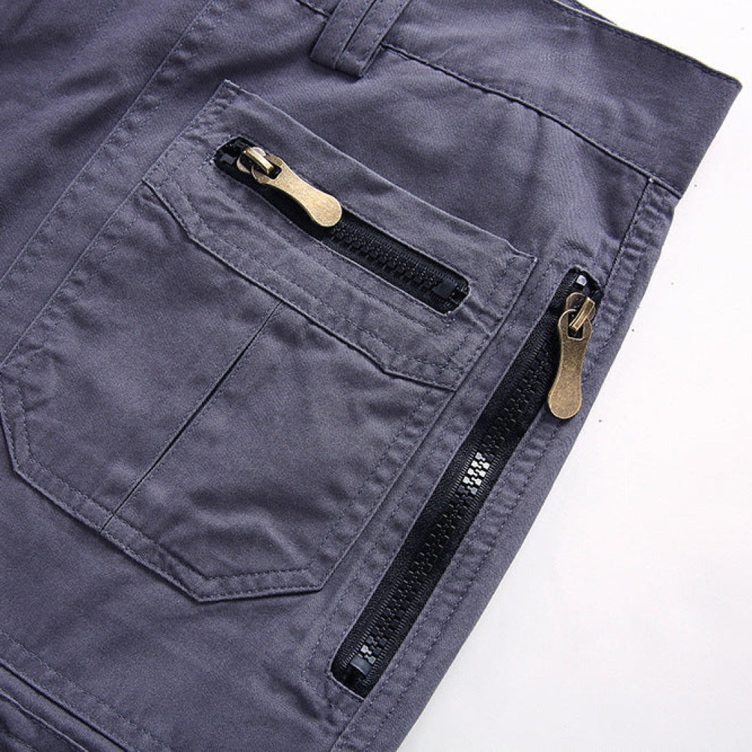 Image of Francis | Men's Cargo Knee-Length Shorts