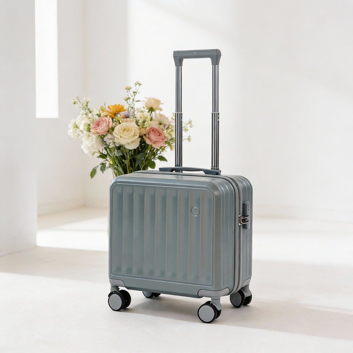 Hardshell Carry-On Suitcase with Telescopic Handle and 360-Degree Spinner Wheels