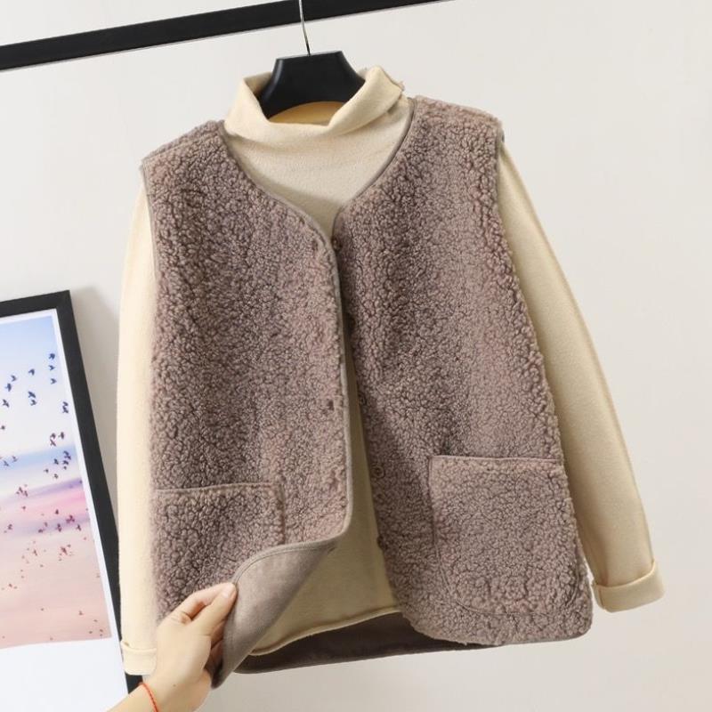 Image of Joyce | Women's Button Front Fleece Vest