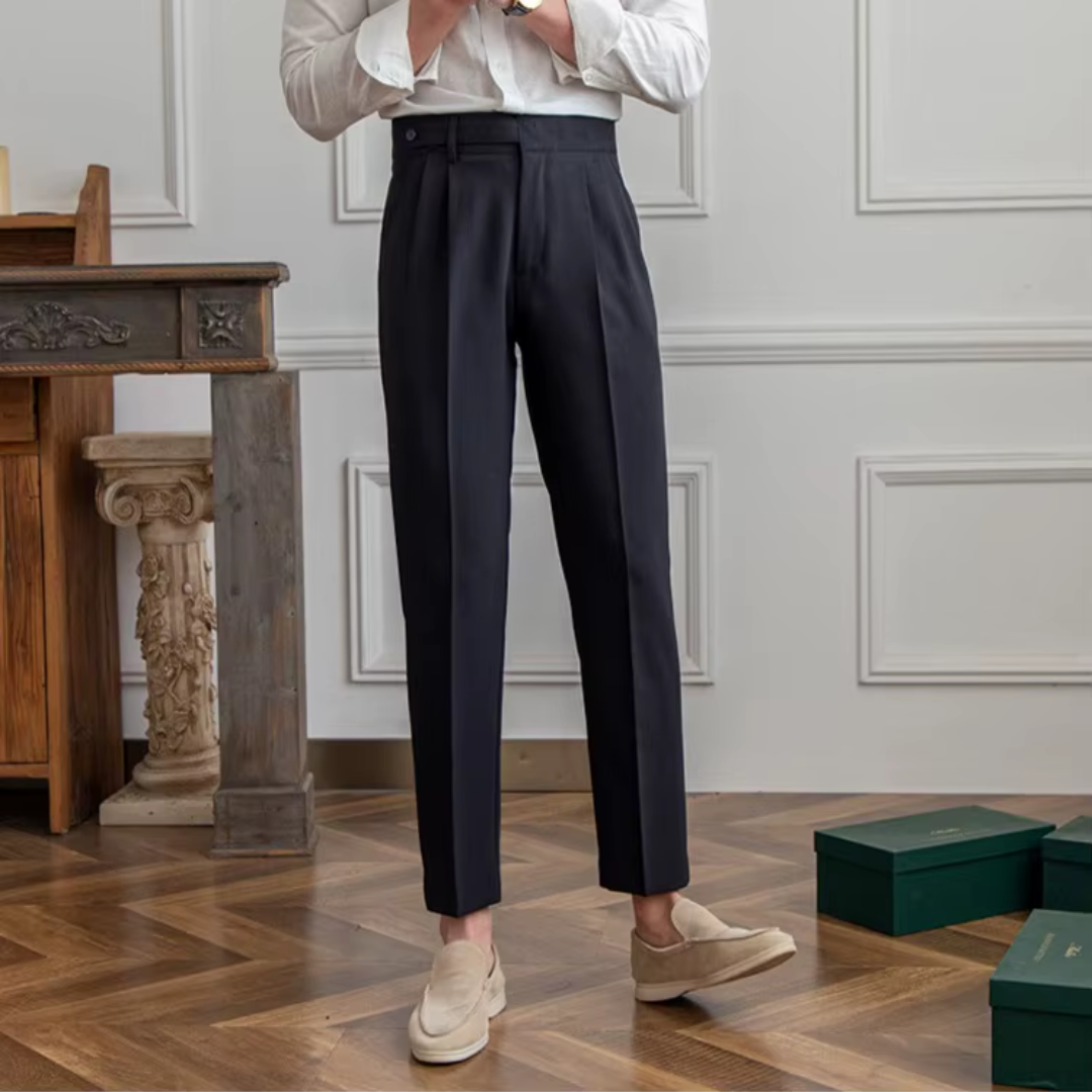 Image of Kelvin | Men's Pleated Dress Pants