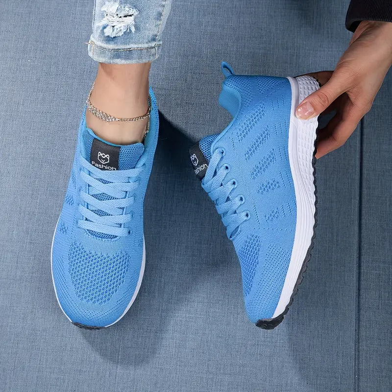 Lightweight and Breathable Mesh Sneakers with Cushioned Sole - Ideal for Spring and Summer