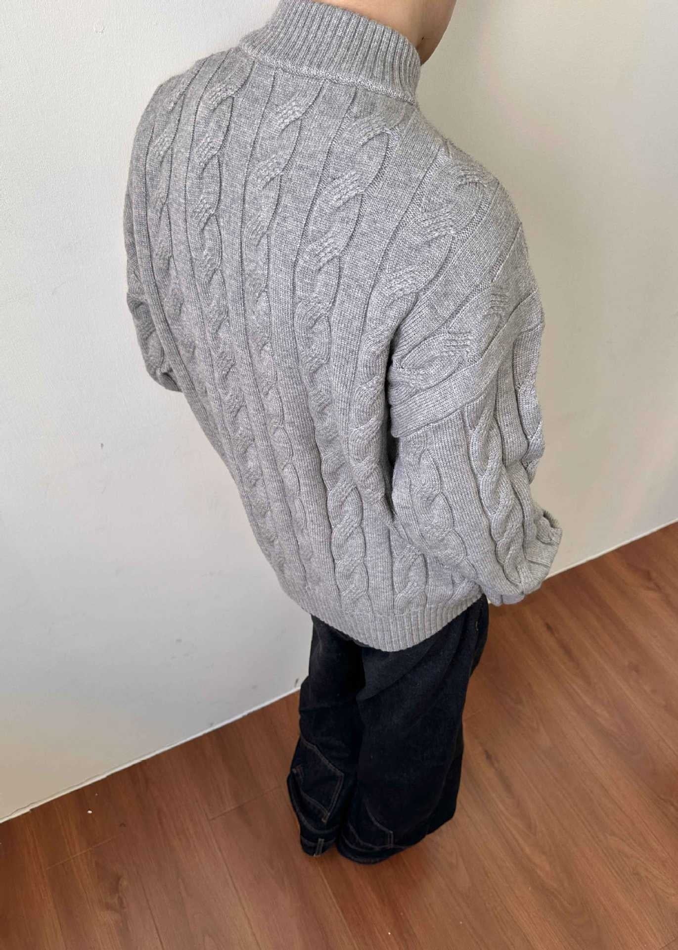 Image of Oscar | Men's Cable Knit Quarter Zip Sweater