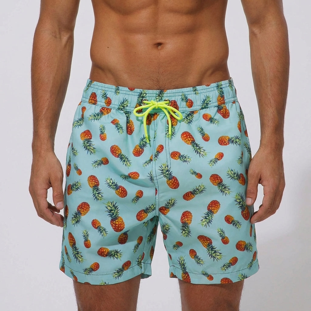 Quick-Drying Shorts with Elastic Waistband and Pockets – Modern All-Over Print Design