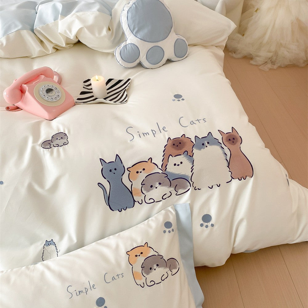 Reversible Microfiber Bedding Set for Kids and Teens with Cartoon Cats and Paw Prints