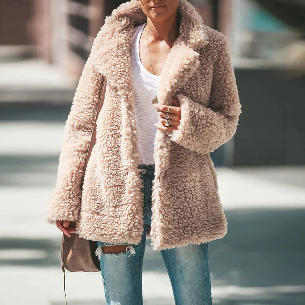 Image of Virginia | Women's Relaxed Fit Teddy Jacket