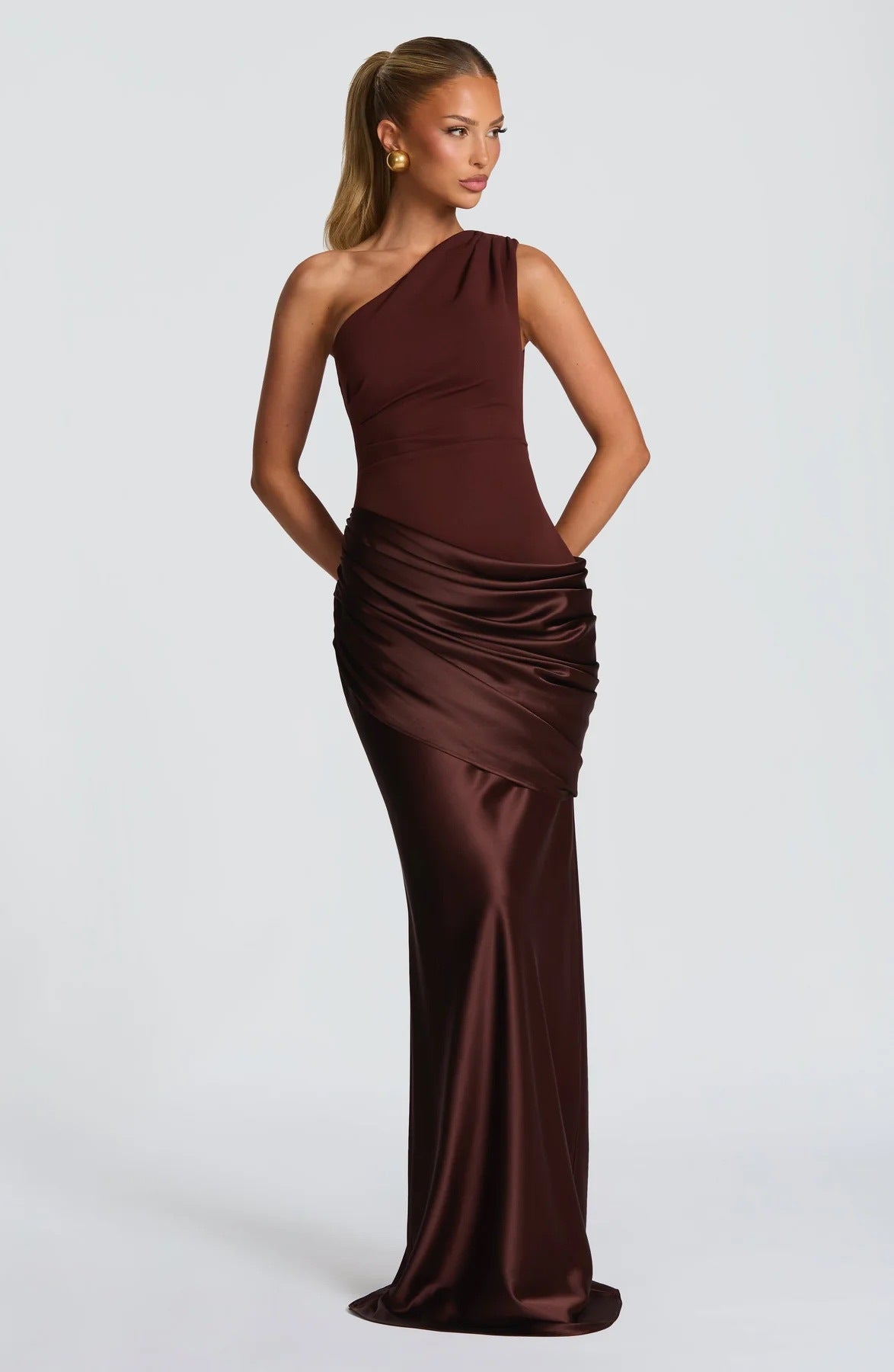 Women's Elegant Asymmetric Satin Evening Dress with Draped Design and Pockets