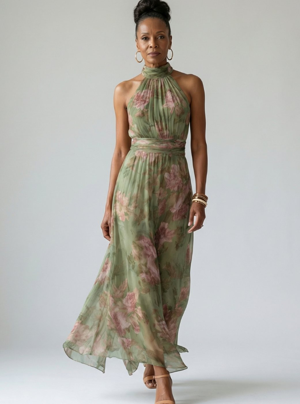 Women's Floral Gathered Halter Maxi Dress with Defined Waist