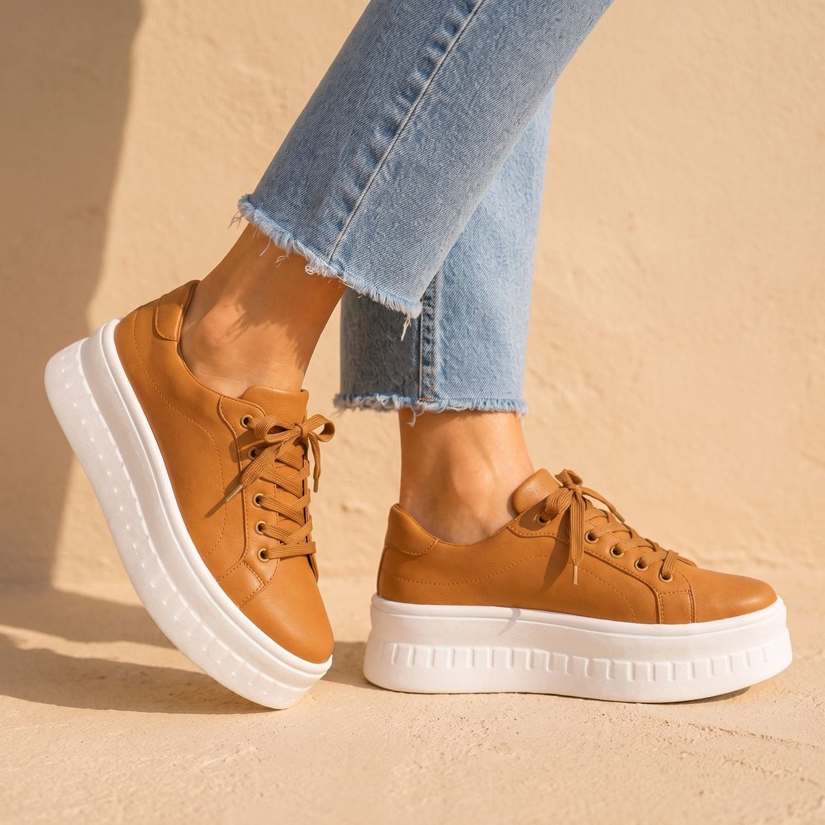 Women's Orthopedic Arch-Support Lace-Up Platform Sneakers
