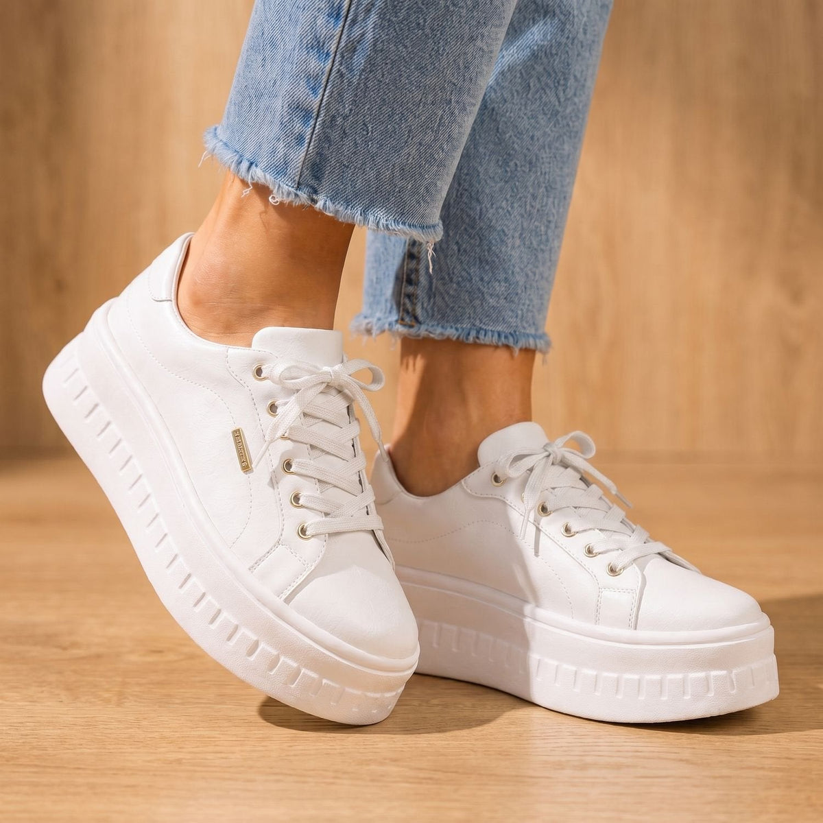 Women's Orthopedic Arch-Support Lace-Up Platform Sneakers