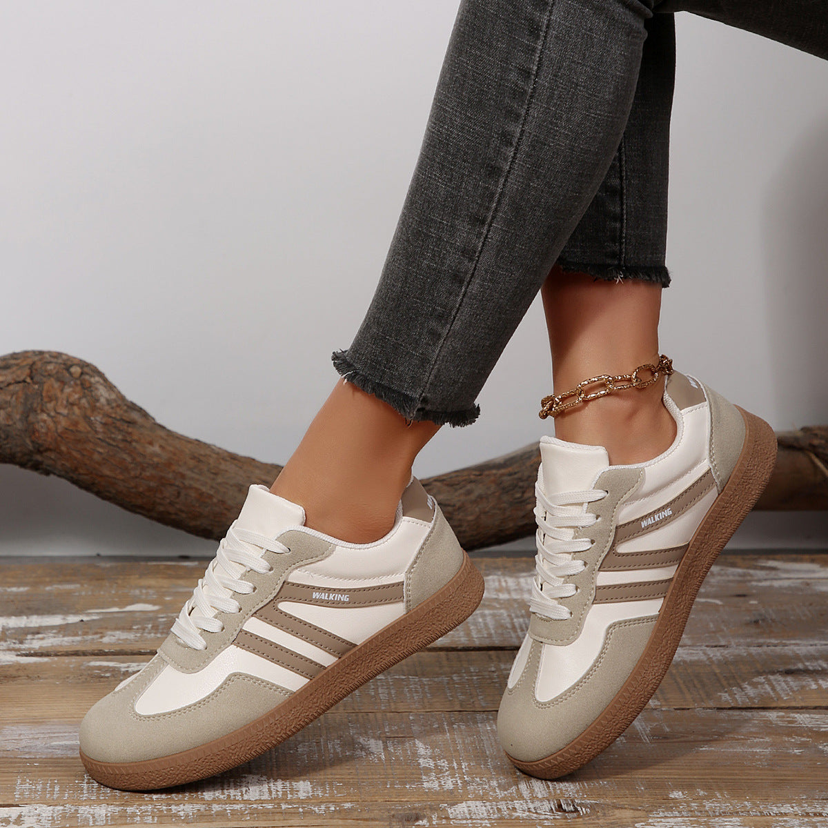 Women's Retro Sneakers with Non-Slip Rubber Sole