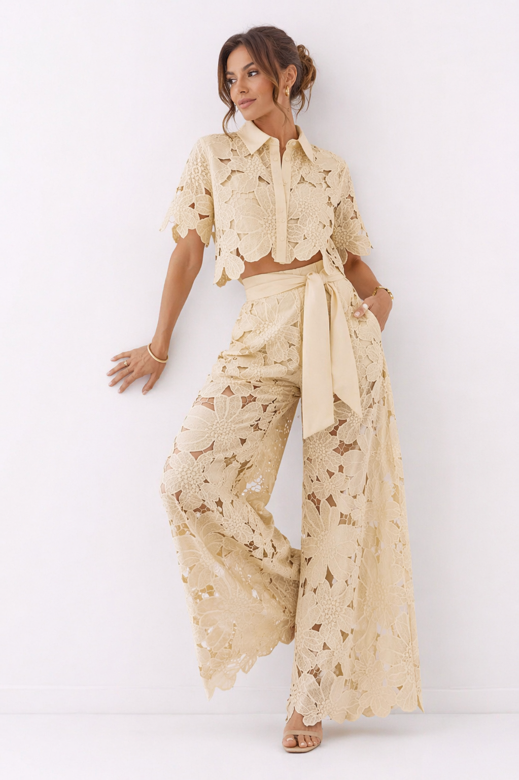 Women's Summer Blouse & Wide-Leg Pants Set with Elegant Pattern